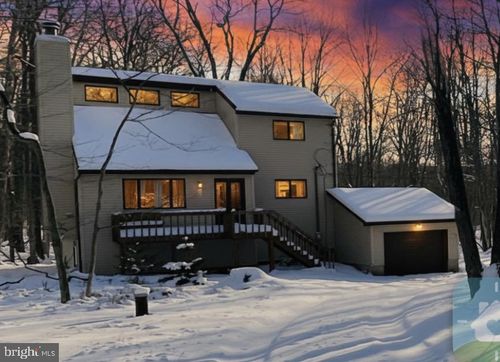 19 Livingston Ln, Gouldsboro, PA, 18424-8992 | Card Image