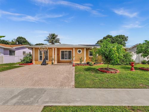 3380 46th Ave, Lauderdale Lakes, FL, 33319-5750 | Card Image
