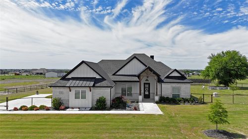 138 Chisos Dr, Decatur, TX, 76234-1889 | Card Image
