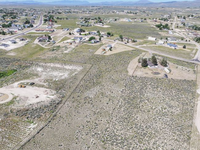208 Cascade Dr, House other with 4 bedrooms, 2 bathrooms and null parking in Spring Creek NV | Image 34