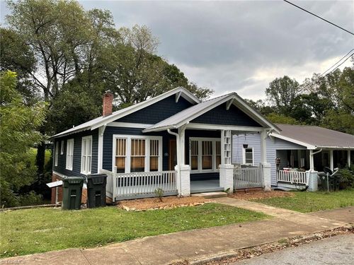 752 W Main St, Elkin, NC, 28621-3228 | Card Image