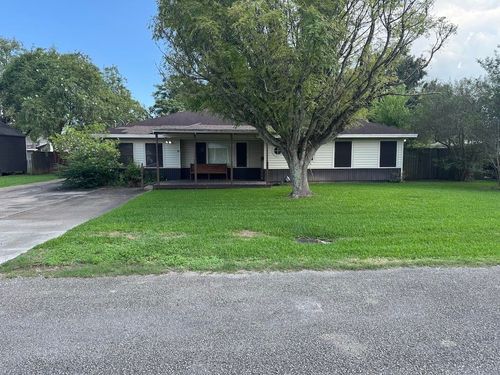 2405 Avenue C, Nederland, TX, 77627-6036 | Card Image