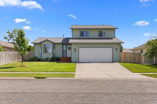 2682 W Iago St, Post Falls, ID, 83854-5673 | Card Image