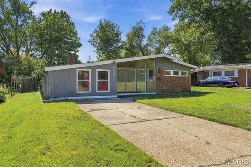8408 Chalons Ct, Saint Louis, MO, 63134-1102 | Card Image