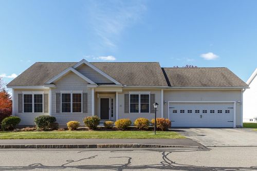 12 Morrison Dr, Londonderry, NH, 03053-3575 | Card Image