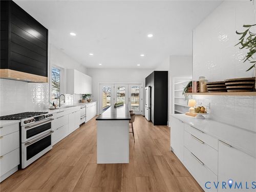 2202 3rd Ave, Richmond, VA, 23222-4626 | Card Image