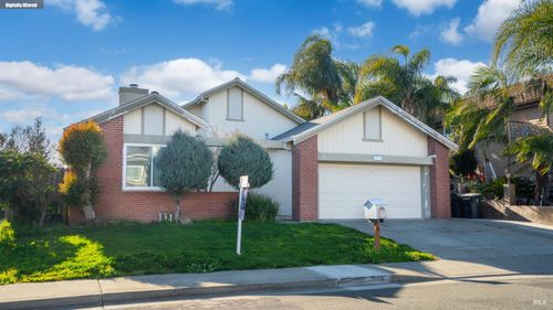 2913 Balsam Ct, Fairfield, CA, 94533-7701 | Card Image