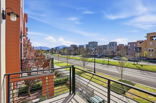 5028 Daybreak Pkwy, South Jordan, UT, 84009-4853 | Card Image