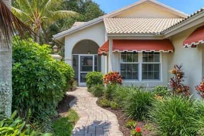 4730 Dundee Drive, House other with 3 bedrooms, 2 bathrooms and null parking in Bradenton FL | Image 3