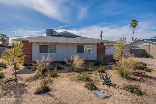 8337 E Monterosa St, Scottsdale, AZ, 85251-2814 | Card Image