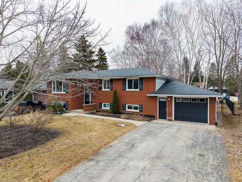 115 Applevale Crt, Thornbury, ON, N0H2P0 | Card Image