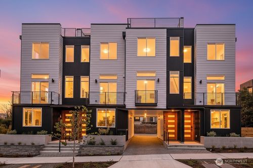 7560 43rd Ave S, Seattle, WA, 98118-3902 | Card Image