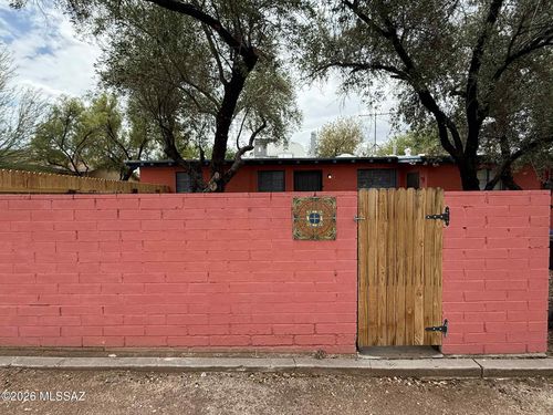 2702 E Elm Street, Tucson, AZ, 85716 | Card Image