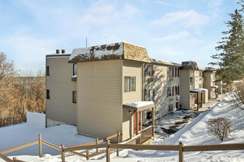 11-107 Treetop Cir, Laconia, NH, 03246 | Card Image