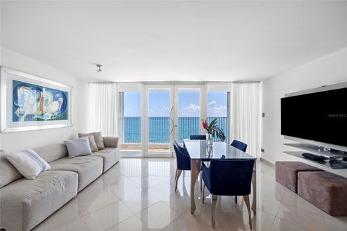 8a-890 Ashford, San Juan, PR, 00907 | Card Image