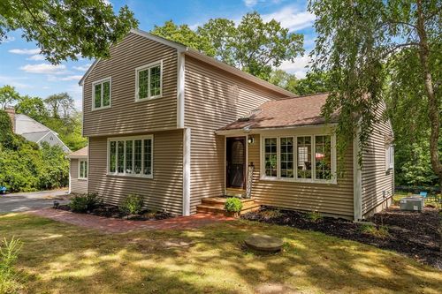 38 Old Powder House Rd, Lakeville, MA, 02347-1911 | Card Image