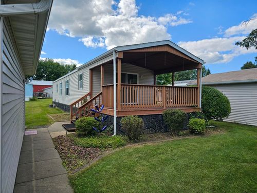 108 Vandervort St, Tomah, WI, 54660-3212 | Card Image