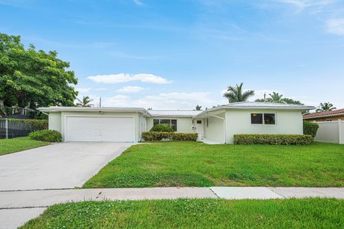 311 Ne 23rd Way, Boca Raton, FL, 33431 | Card Image
