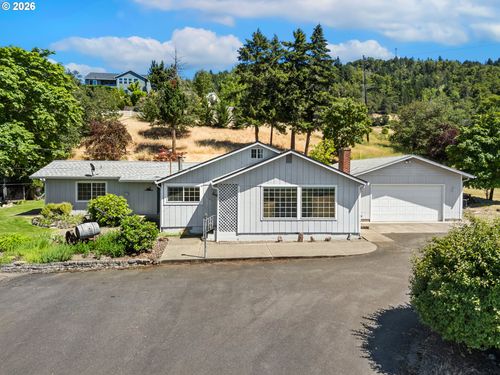 1183 W Lookingglass Rd, Roseburg, OR, 97471 | Card Image