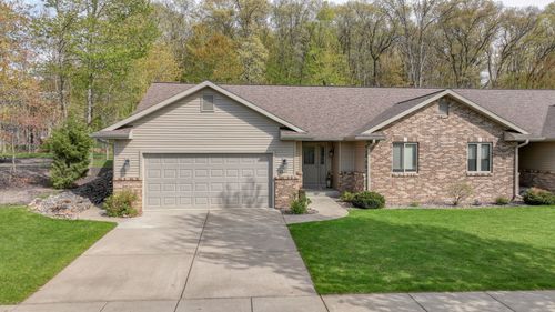 2621 E Princeton Ave, Eau Claire, WI, 54703-4135 | Card Image