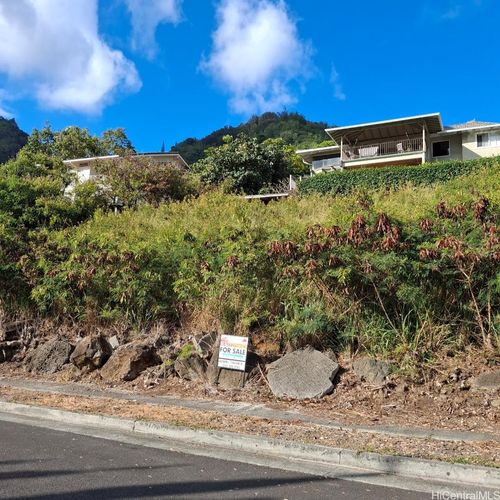 869 Nana Honua St, Honolulu, HI, 96825-1074 | Card Image