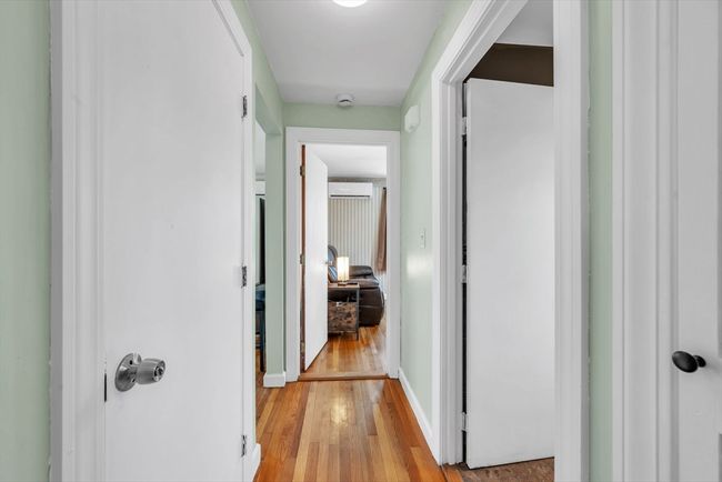 117 Vale St, House other with 3 bedrooms, 2 bathrooms and 4 parking in Worcester MA | Image 17