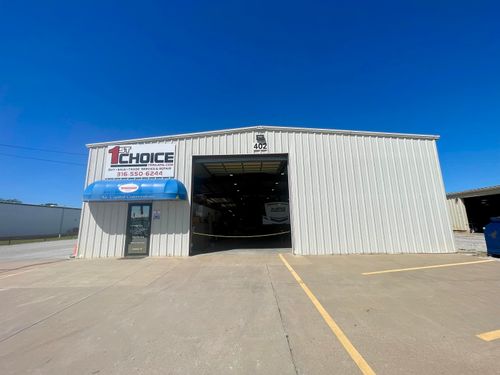 402 Industrial Rd, Goddard, KS, 67052-7007 | Card Image