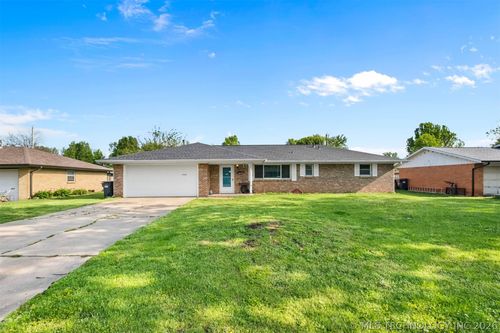 1906 Sisco Ave, Springdale, AR, 72762-3922 | Card Image