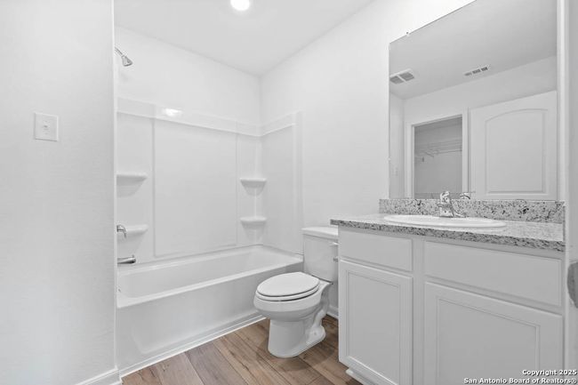 10938 Chippewa Trce, House other with 2 bedrooms, 2 bathrooms and null parking in Converse TX | Image 13
