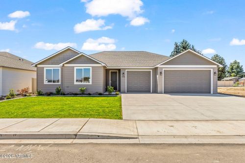 5160 Woolsey Rd, Yakima, WA, 98903-5823 | Card Image