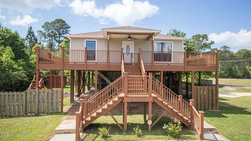 6600 Martinique Drive, Biloxi, MS, 39532 | Card Image