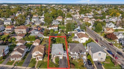 1A Glenwood Avenue, Hempstead, NY, 11563 | Card Image