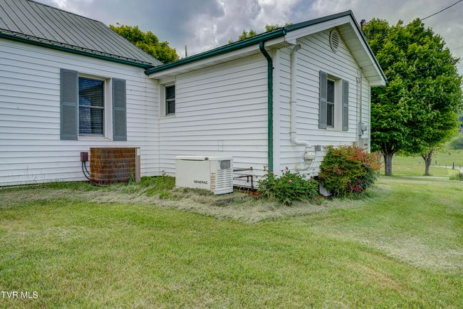 3570 Stanley Valley Rd, House other with 3 bedrooms, 2 bathrooms and null parking in Surgoinsville TN | Image 46