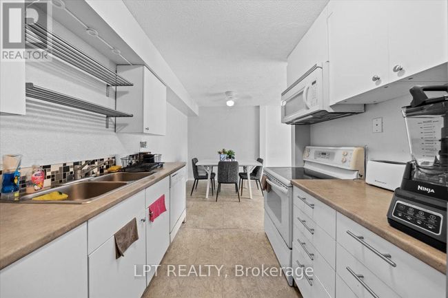 F - 9F Banner Rd, Townhouse with 3 bedrooms, 2 bathrooms and 1 parking in Nepean ON | Image 20