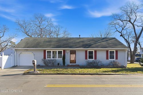 485 Monmouth Ave, Brick, NJ, 08723-5233 | Card Image