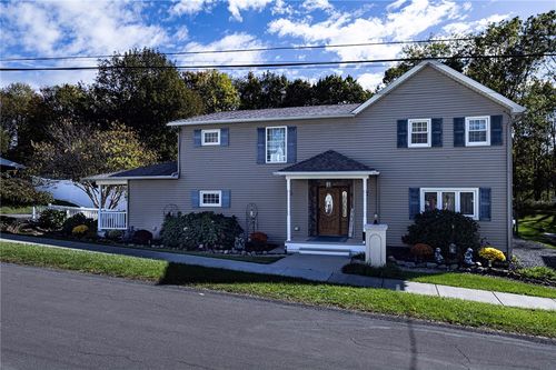 196 Perrine Ave, Auburn, NY, 13021-1715 | Card Image