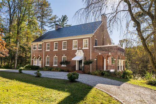 325 Vanderbilt Rd, Asheville, NC, 28803-2949 | Card Image