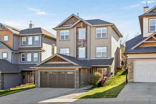 203 St Moritz Dr Sw, Calgary, AB, T3H0A7 | Card Image