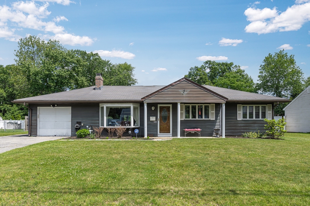 21 Wethersfield Road, For Sale in Natick Zoocasa