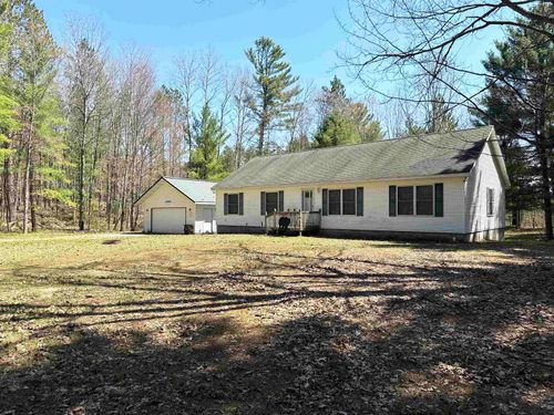 11720 Loch Alpine Rd, Kalkaska, MI, 49646-8988 | Card Image