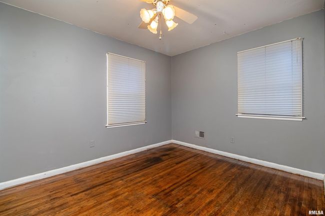 532 Meadowview Dr, House other with 4 bedrooms, 2 bathrooms and null parking in Clinton IA | Image 18