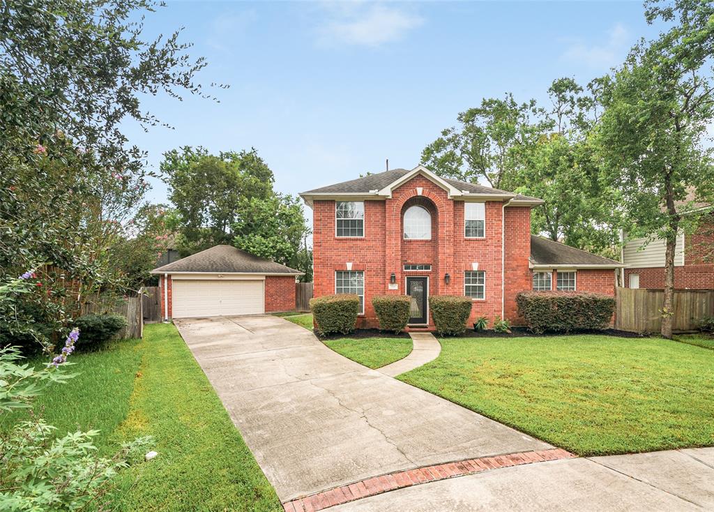 Hidden Oaks St, League City, TX 77573
