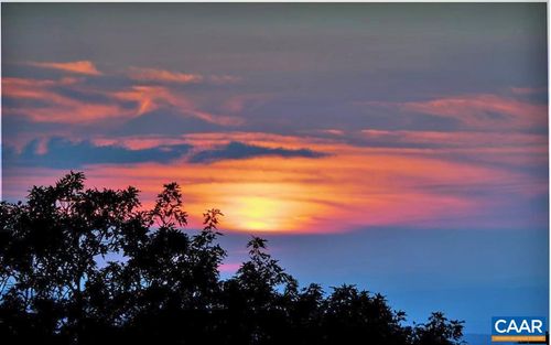 15 Shenandoah Ridge Ct, WINTERGREEN RESORT, VA, 22967-8229 | Card Image