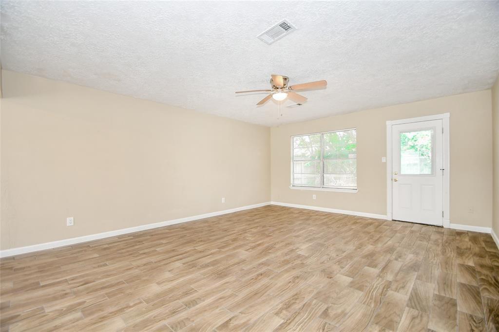 Residential Lease in Cypress 5