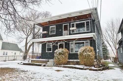 41 Aurora Ave, West Seneca, NY, 14224-1122 | Card Image