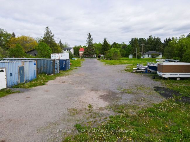 139 Main St, Home with 0 bedrooms, 2 bathrooms and null parking in Seeleys Bay ON | Image 28
