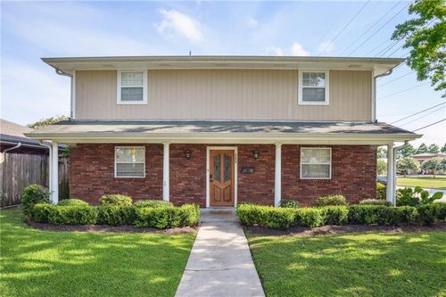 200 Pike Dr, Gretna, LA, 70053-5041 | Card Image