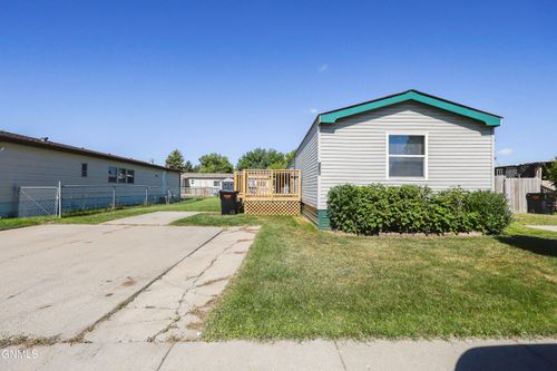 136 Delaware Street, Bismarck, ND, 58504 | Card Image