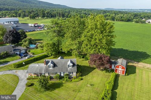 279 S Sheridan Rd, NEWMANSTOWN, PA, 17073-9192 | Card Image