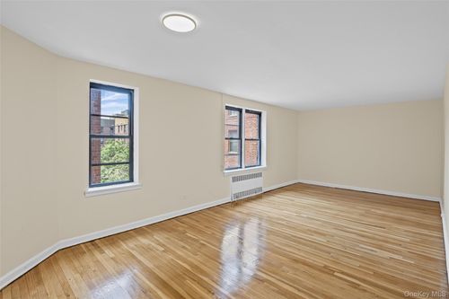apt-e10-65 108th St, Forest Hills, NY, 11375-2214 | Card Image